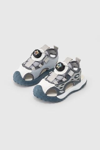 Giày thể thao trẻ em Rabity 684.015