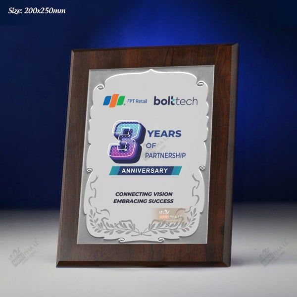 Bảng vinh danh gỗ đồng BVDGD012 (2 size)