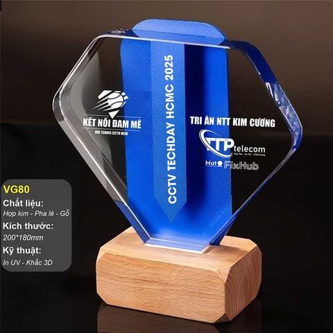 Cúp vinh danh pha lê hợp kim đế gỗ VG80