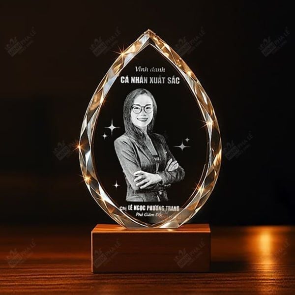 Chân dung 3d khối pha lê giọt nước 3D-GN