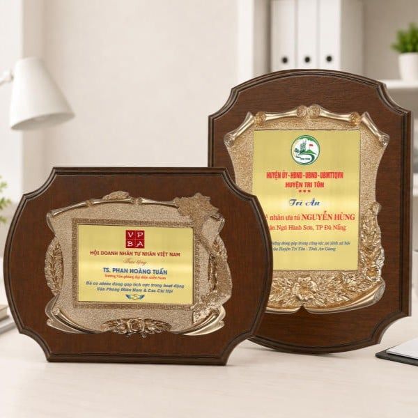 Bảng vinh danh quản lý xuất sắc BVD-005 (2 size)