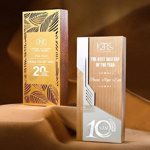 Cúp vinh danh gỗ hợp kim VG60