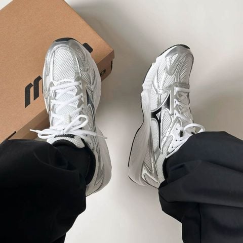 [GIÁ TÙY SIZE] Giày Mizuno Spark CN 