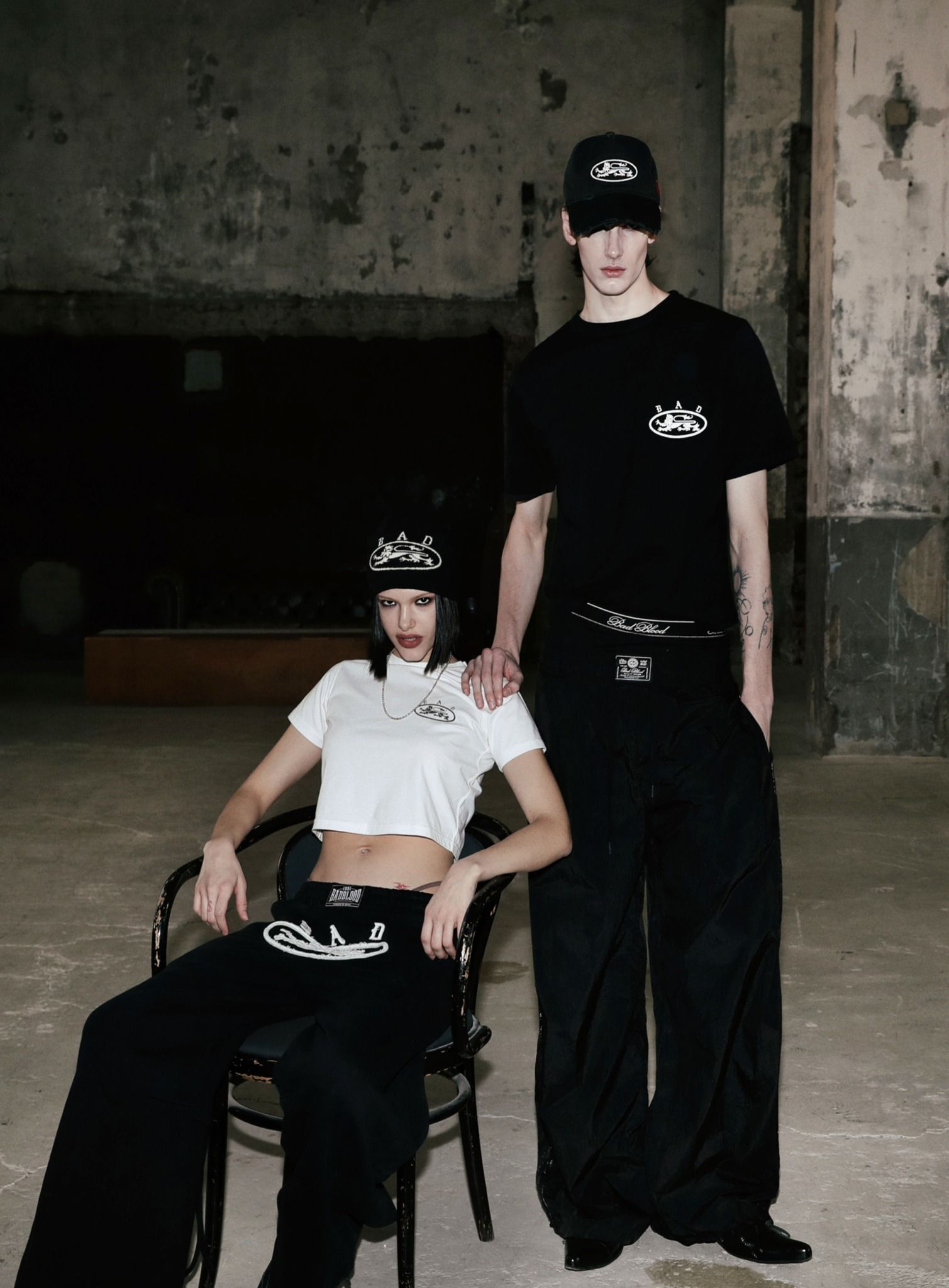  Áo Thun [Nữ] Badblood - [w-tee25-030] Mystic 1/2 Print T-Shirt Slim Fit Black 