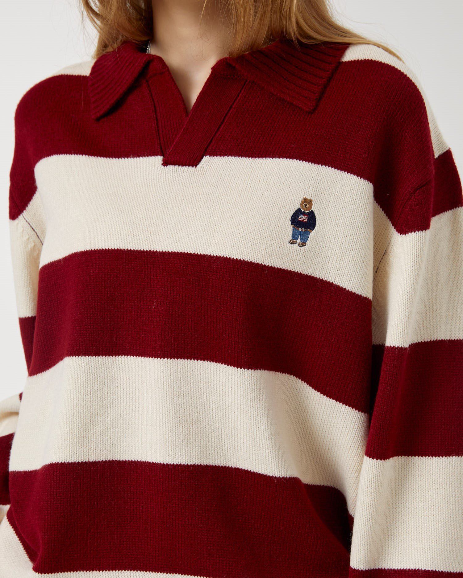  Áo Sweater Whoau Steve Stripe Open Collar Pullover - WHKAF4923U 