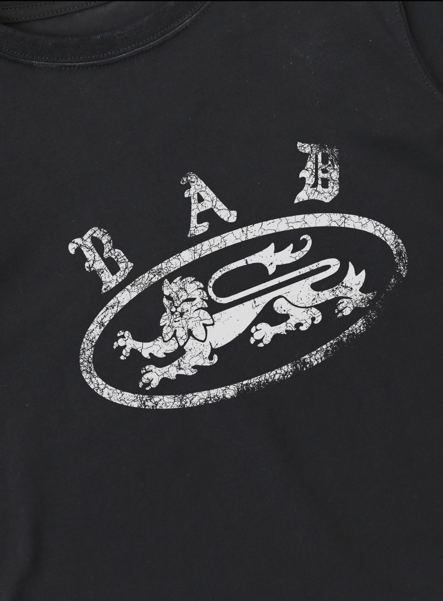  Áo Thun [Unisex] Badblood - [w-tee25-043] Crack Print T-shirt White 