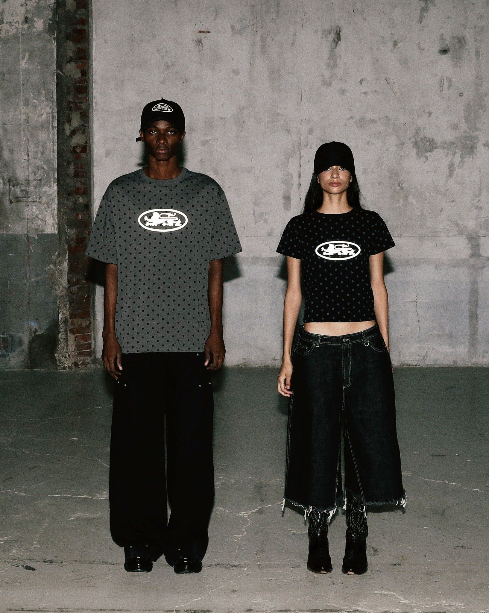  Áo Thun [Unisex] Badblood - [w-tee25-080] Mystic Basic T-Shirt Charcoal Dot 