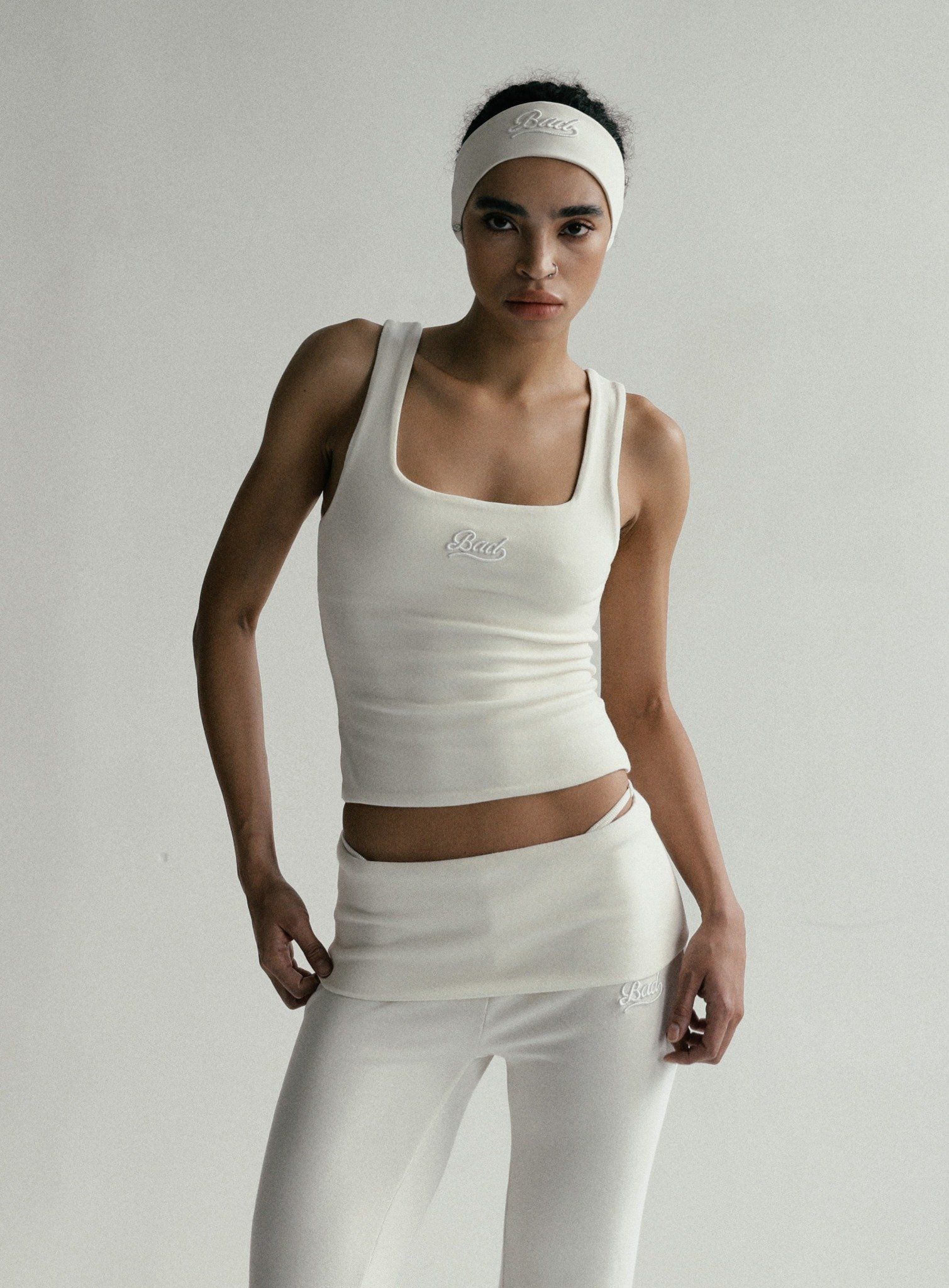 ■BADBLOOD■ Beyond Soft Square Neck Tank Cream w-tnk24-072 Áo Tanktop [Nữ] Badblood - [w-tnk24-072] Beyond Soft Square