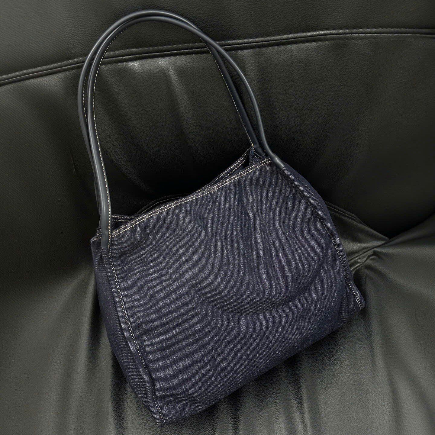  Túi Tote Whoau - Steve Denim Shoulder Bag 