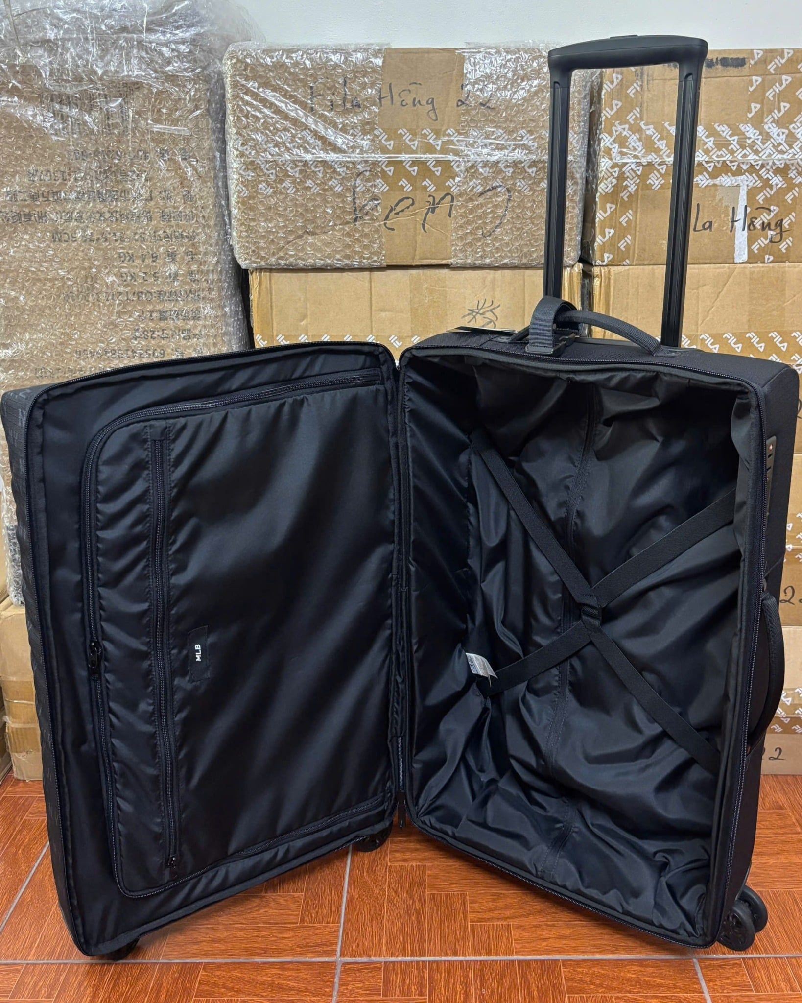  Vali MLB Korea - Monogram Outdoor Carrier Size 26 NY Yankees - 3AHH0025N-50BKS 