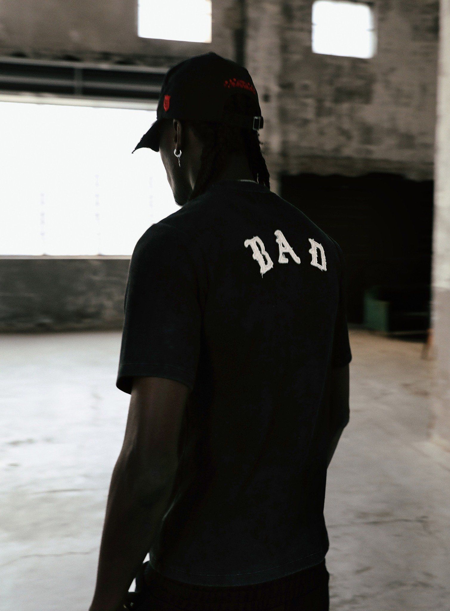  Áo Thun [Unisex] Badblood - [w-tee25-033] Lion Patch Short Sleeve Slim Fit Washed Black 