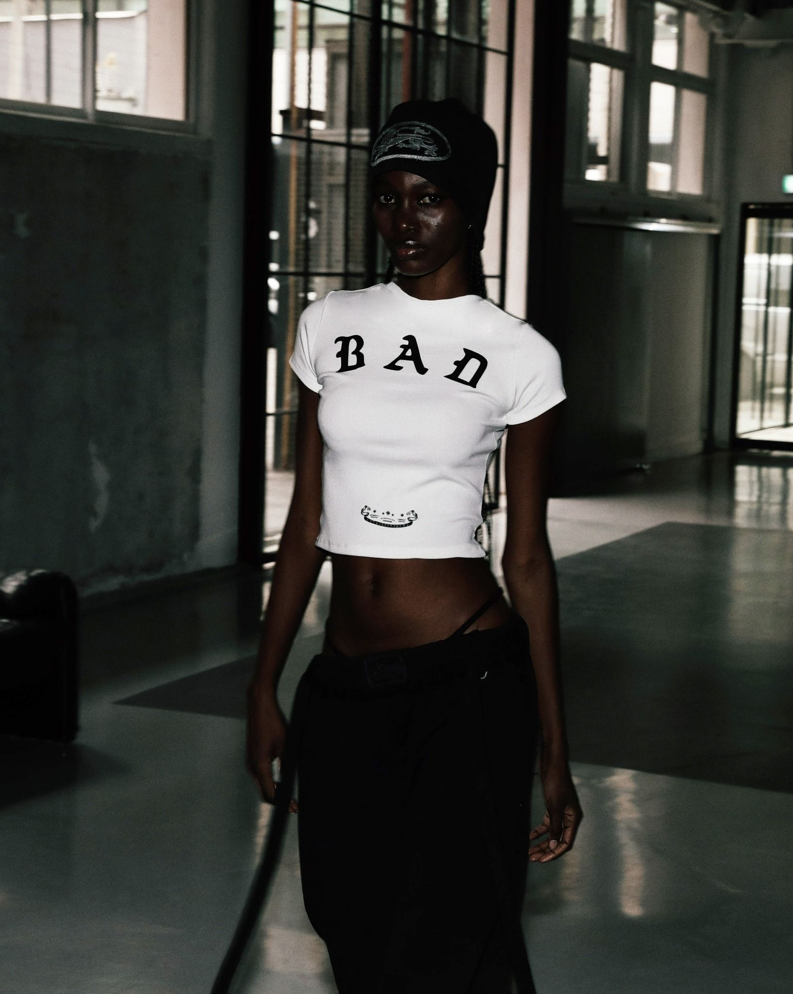  Áo Thun [Unisex] Badblood - [w-tee25-039] Mystic Logo Jersey Short Sleeve Slim Fit White 