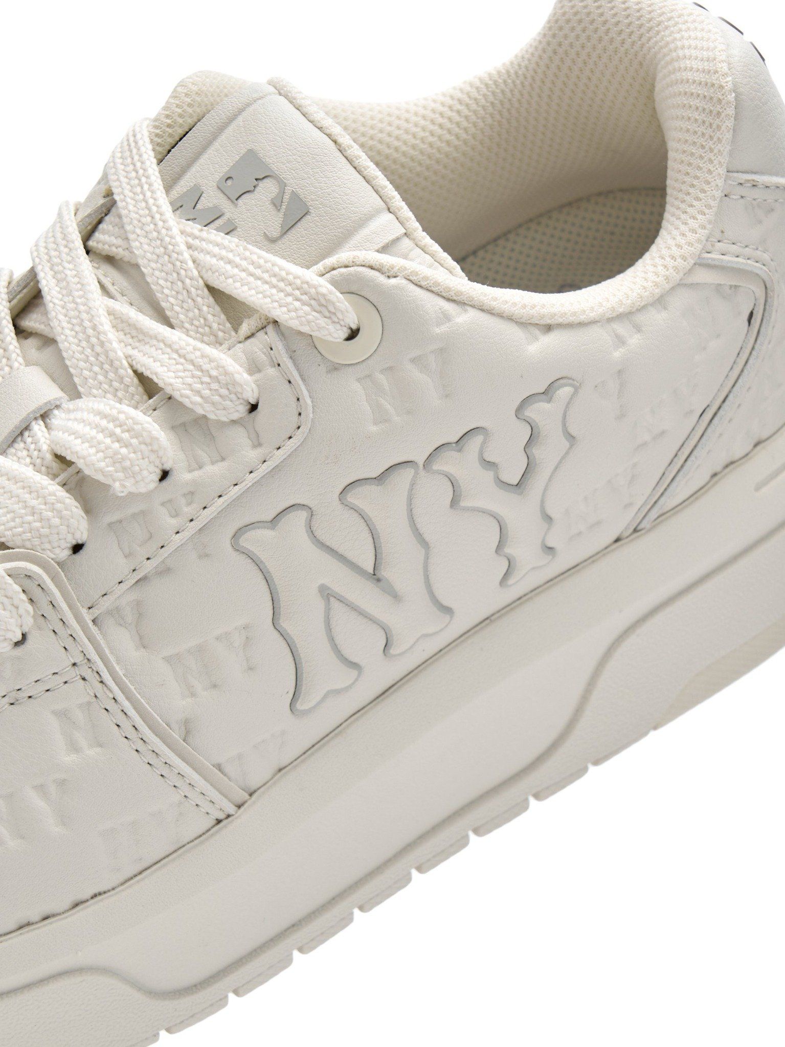 新作★男女兼用【MLB】Chunky Liner Embossed Monogram Coopers Giày MLB Chunky Liner Embossed Monogram Cooperstown NY