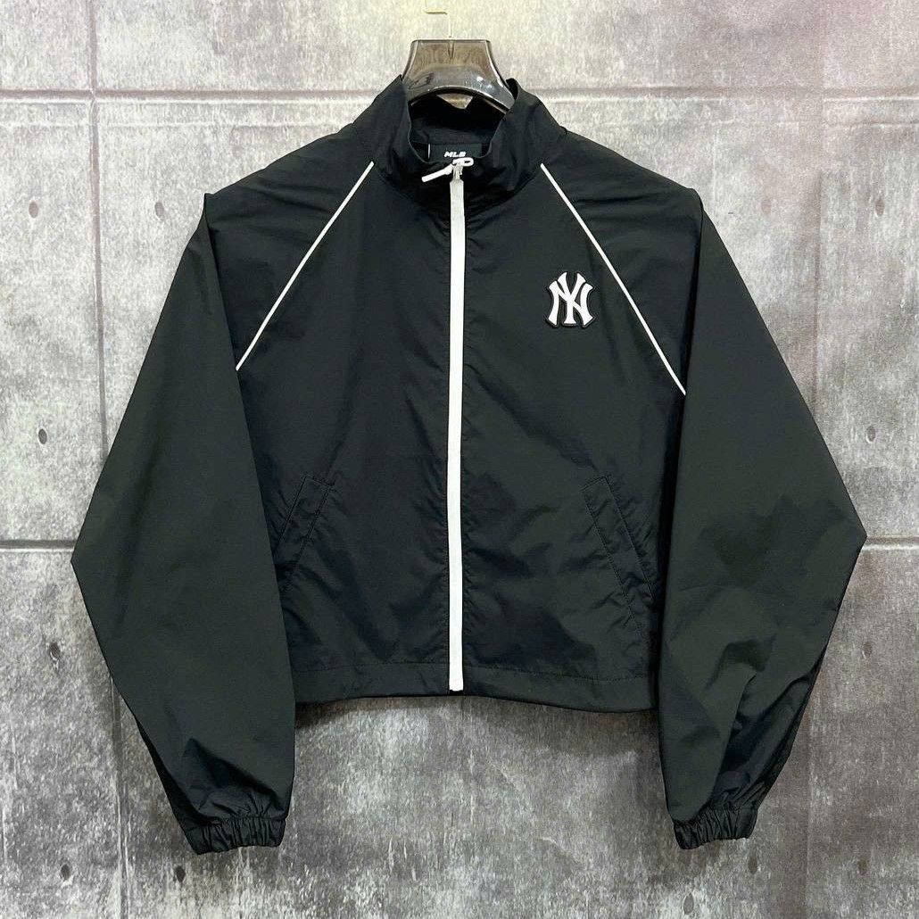  Áo Khoác Gió [Nữ] MLB Korea - Sporty Varsity Crop Windbreaker - 3FWJV0243-50BKS 