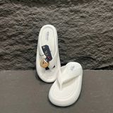  Dép Xỏ Ngón Whoau Steve Flip-flops - WHAPG2521A 