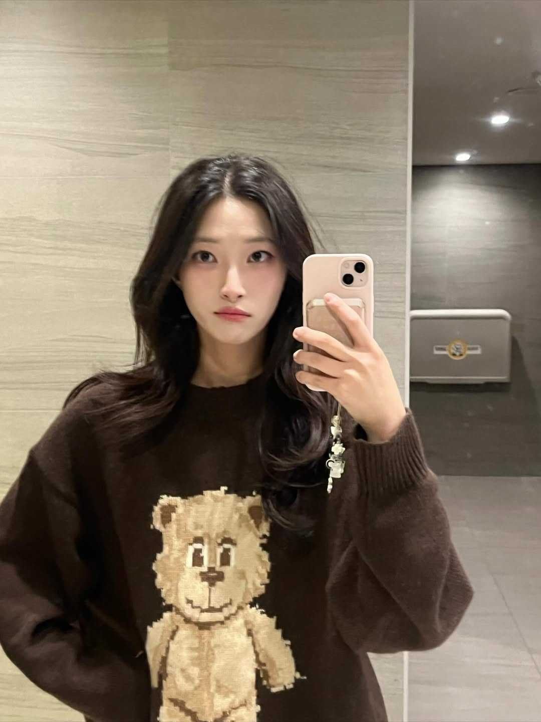  Áo Len ADLV Distressed Bear Knit Brown 
