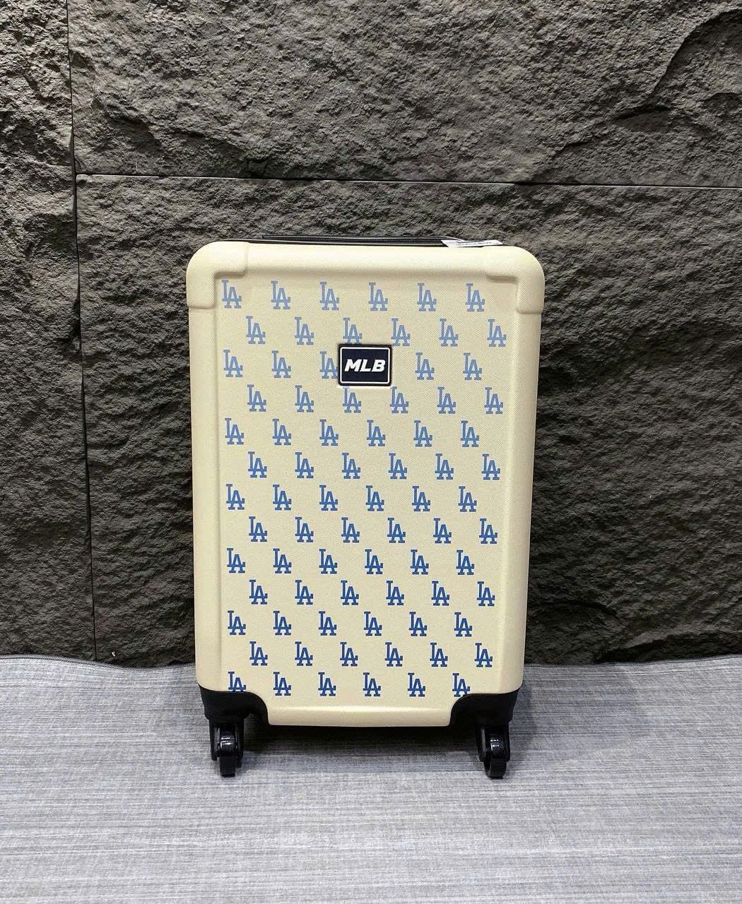  Vali MLB Korea - CLASSIC MONOGRAM NY YANKEES - 3AHH0014N-07CRS / Size 22 