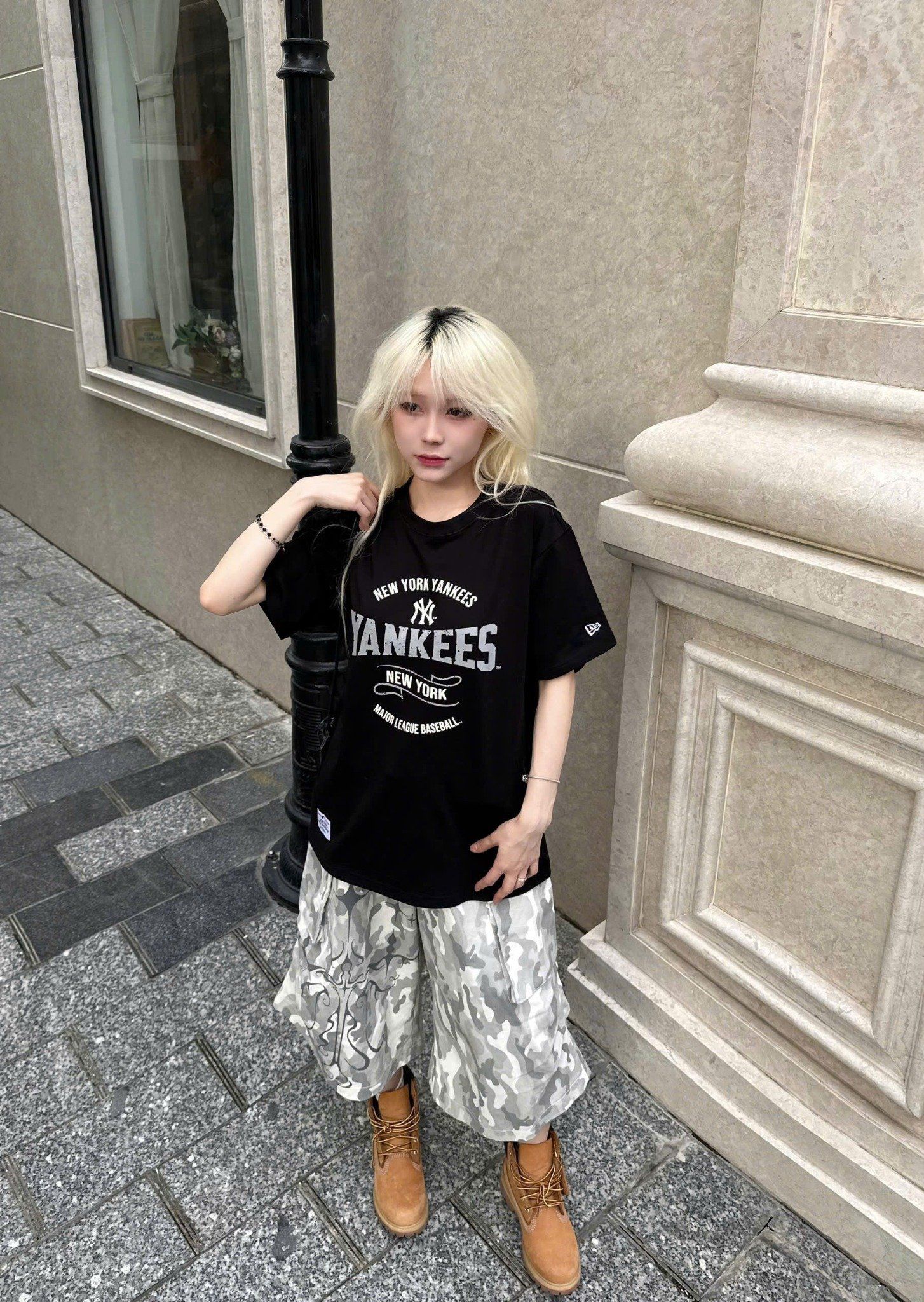  Áo Thun New Era - [Unisex] NY Yankees Retro Logo Black T-Shirt - 15488854 