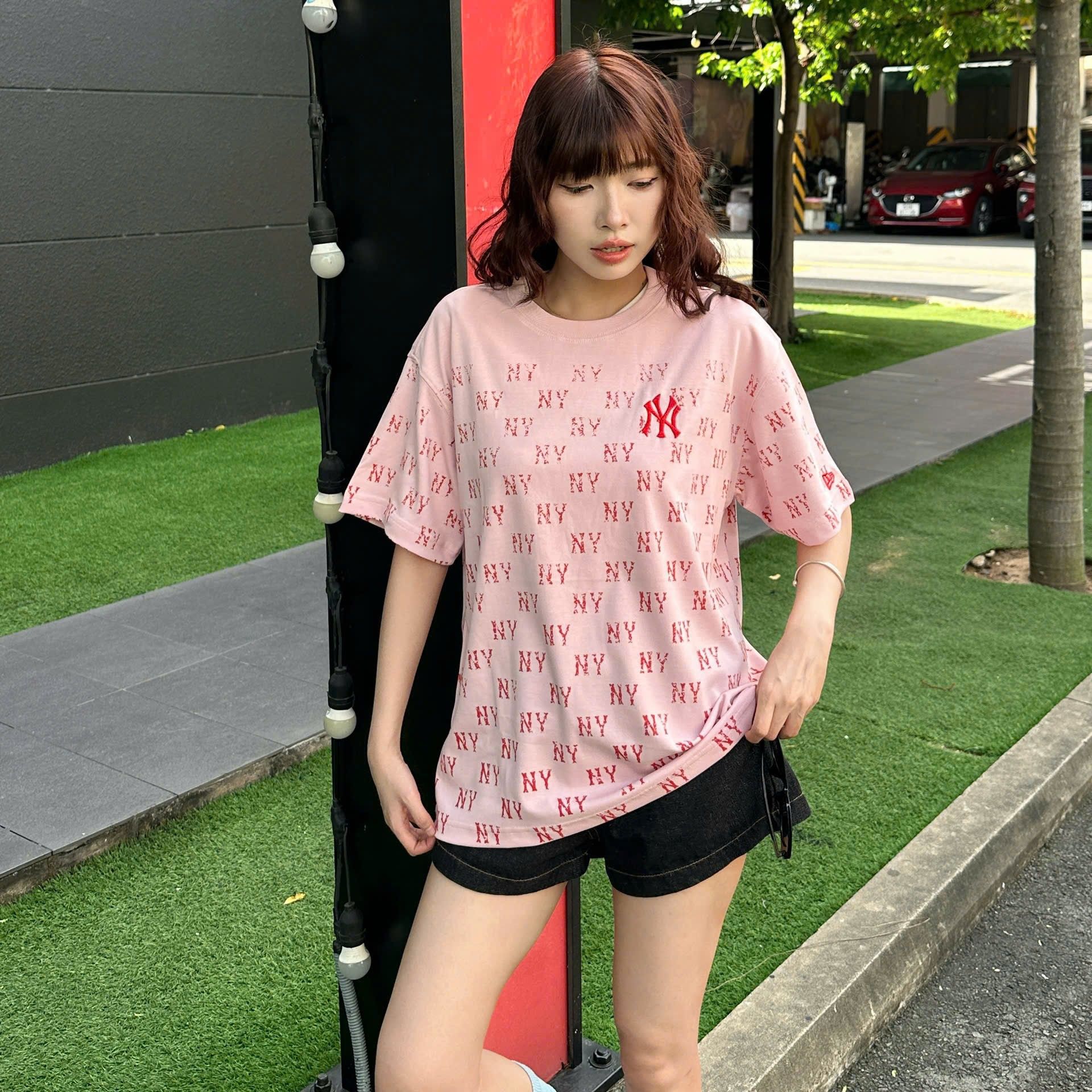  Áo Thun New Era - [Unisex] Monogram NY Yankees Pink 