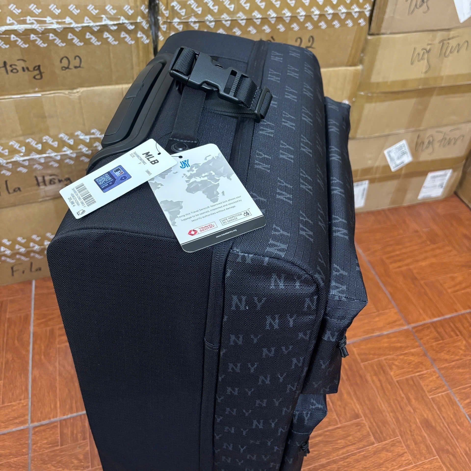  Vali MLB Korea - Monogram Outdoor Carrier Size 26 NY Yankees - 3AHH0025N-50BKS 