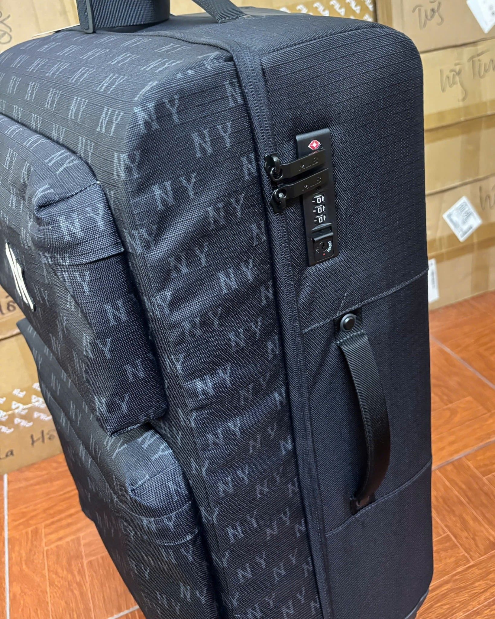  Vali MLB Korea - Monogram Outdoor Carrier Size 26 NY Yankees - 3AHH0025N-50BKS 