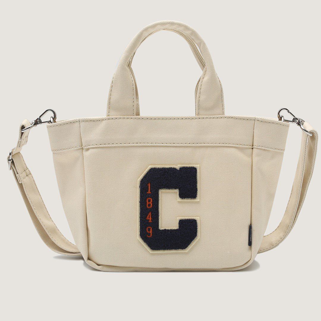 トートバッグ \"WHO.A.U\" Canvas 2way Tote Bag  WHBGF3821A Túi Tote Nữ WHOAU Canvas 2 Way Tote Bag WHBGF3821A Ivory Màu