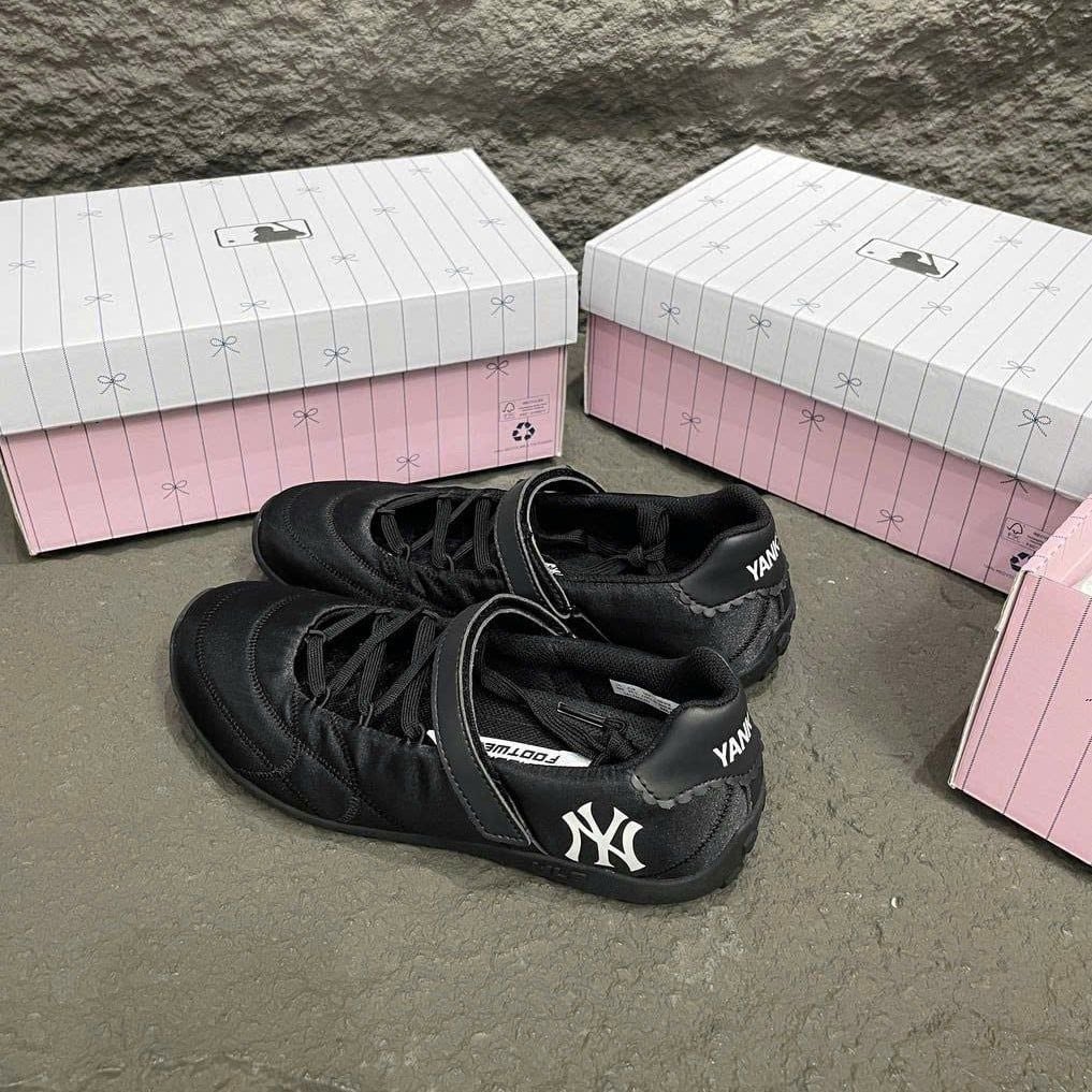  Giày MLB - Slick Mary Jane Satin New York Yankees - 3ASXMJS6N-50BKS 