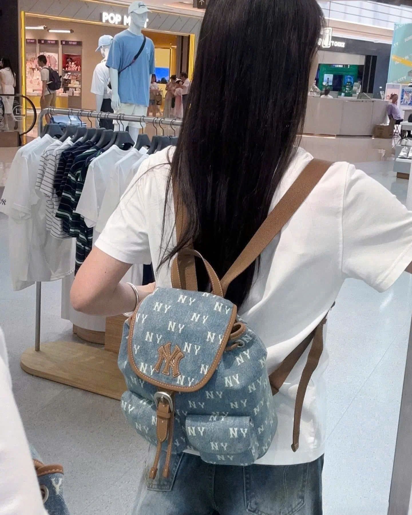  Balo MLB Classic Monogram Vintage Denim Backpack NY Yankees - 3ABKM065N-50BLL 
