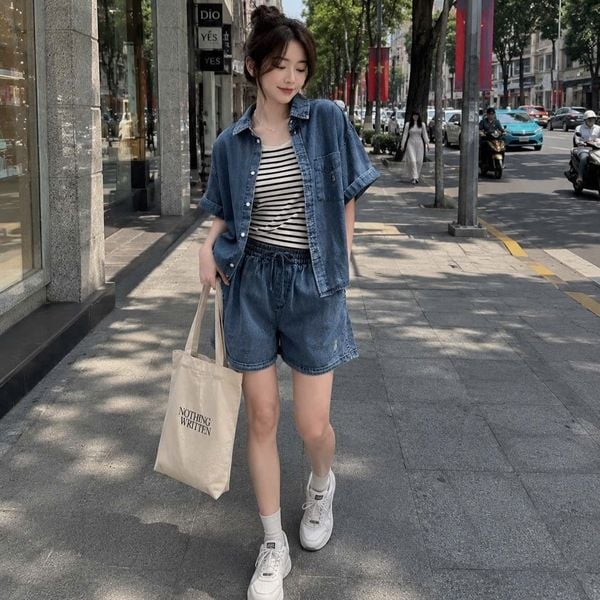  Set Áo Quần Sơ Mi WHOAU [Nữ] - Steve Denim Crop Short Sleeve Shirts - WHYJF2522F 