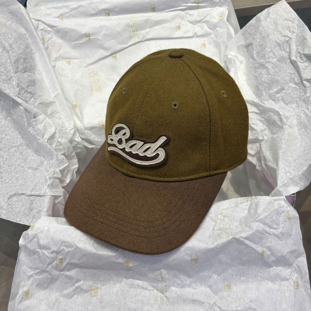  Nón Badblood [Unisex] - [w-hat24-061] Contrast Wool Ball Cap Chocolate 