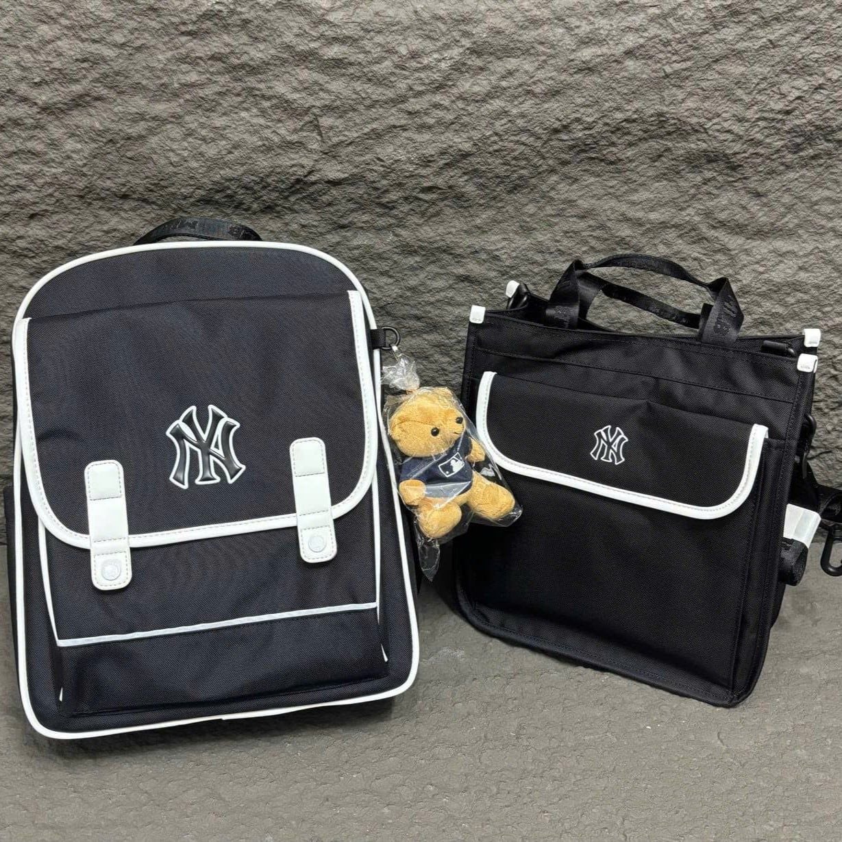  Set Balo MLB Korea - Moonshot Backpack NY Black - 7ABKB014N-50BKS 