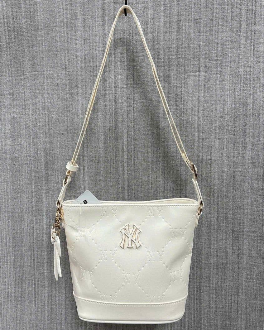  Túi Xách MLB - NY Yankees Monogram Embo Bucket Bag - 7ACRM066N-50CRS 