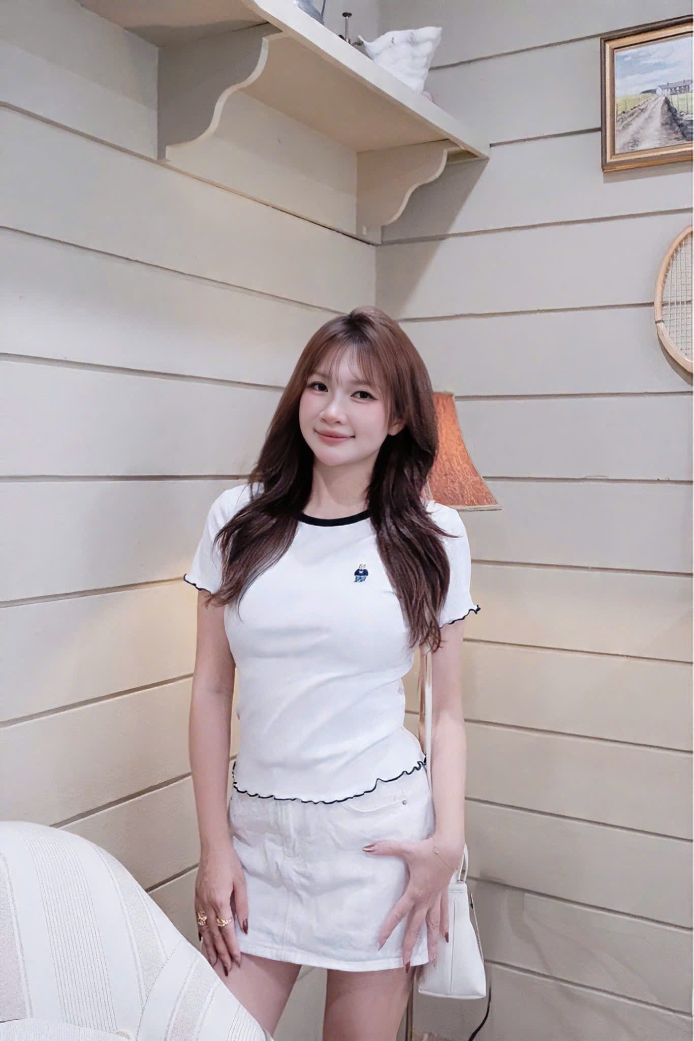  Áo Thun WHOAU [Nữ] - Steve Ribbed Frill - WHRAG3752F 