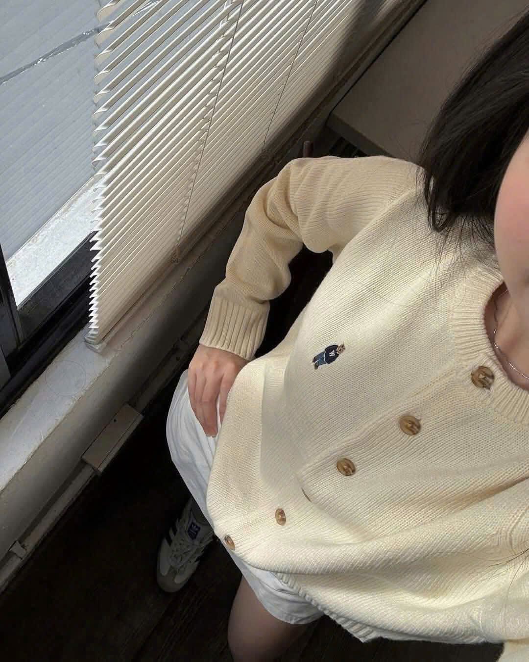  Áo Cardigan WHOAU [Nữ] - Steve R-Neck Cream - WHCKG1111F 