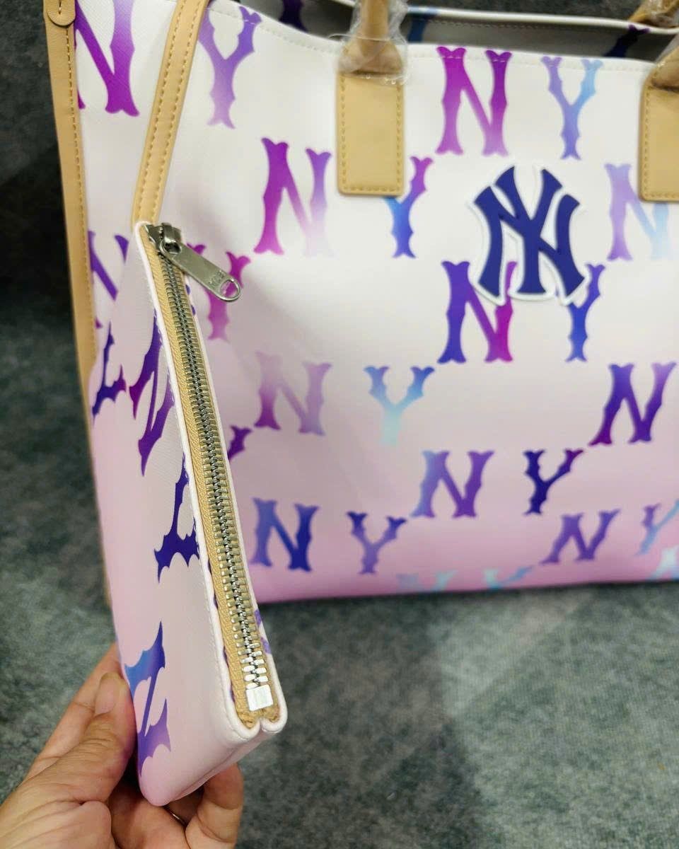  Túi MLB Korea - Gardient Mono Coated Canvas Large Tote NY Yankees - 3AORL0233-50VOS 