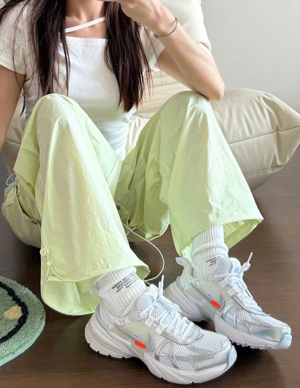  Giày Nike - V2K Run Metallic Silver White FD0736-104 