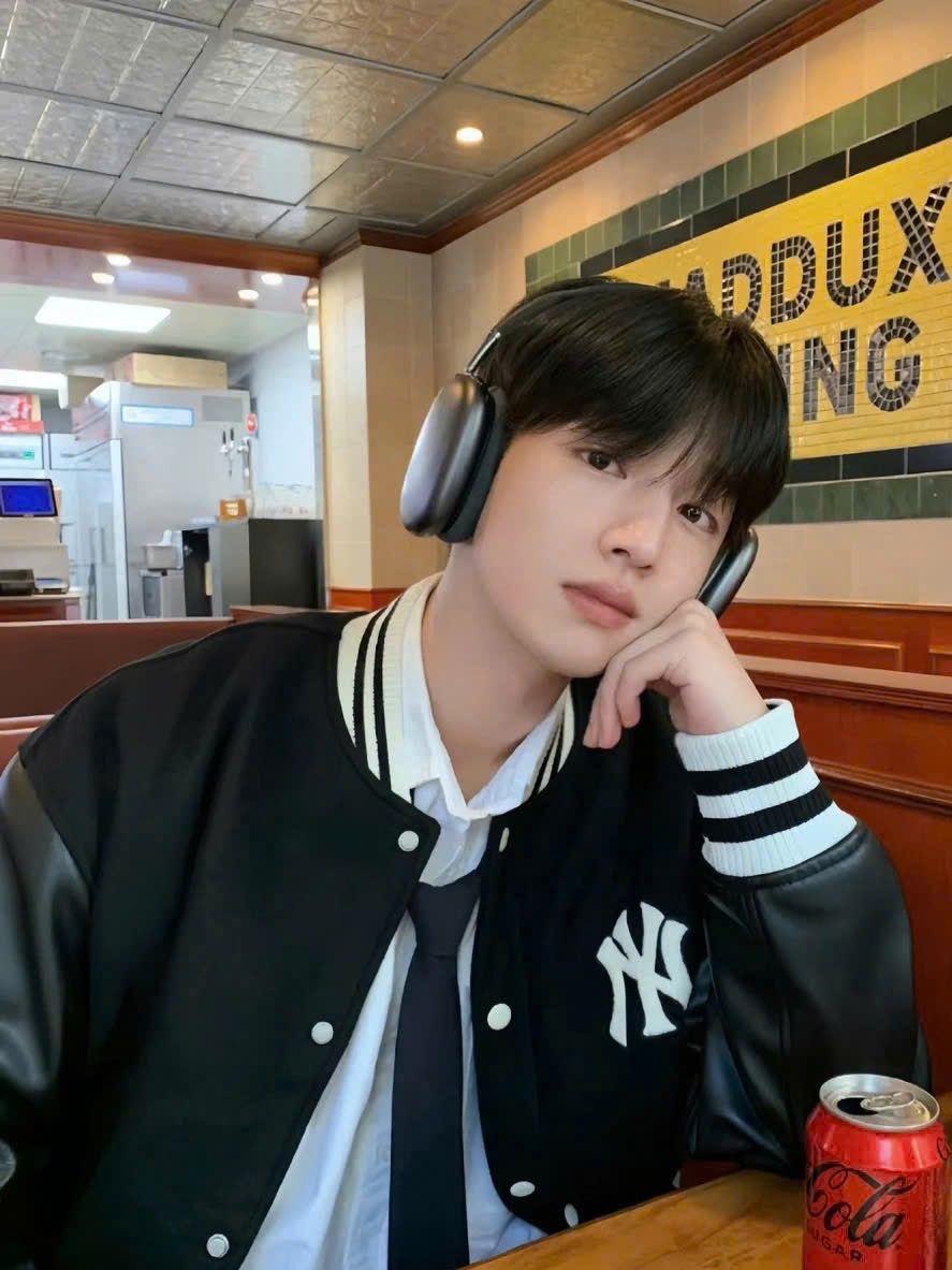  Áo Bomber MLB [Unisex] Wool Basic Varsity Jacket New York Yankees - 3AJPV0634-50BKL 