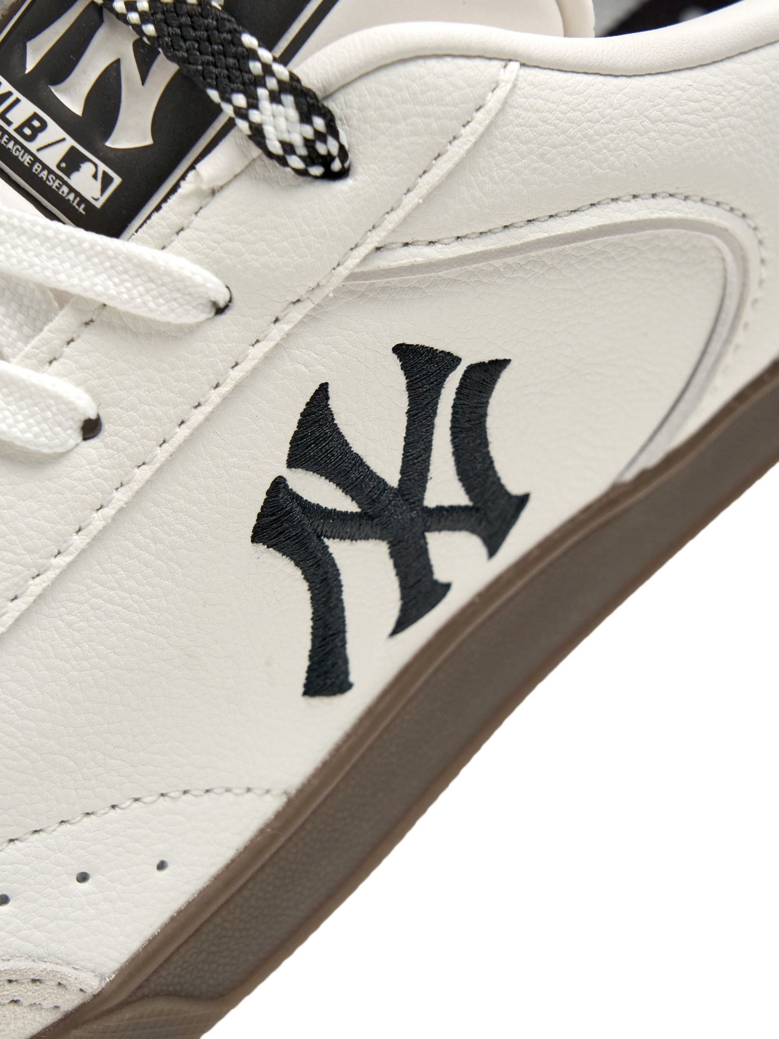  Giày MLB Clubby SD New York Yankees 3ASXCB16N-50WHS 