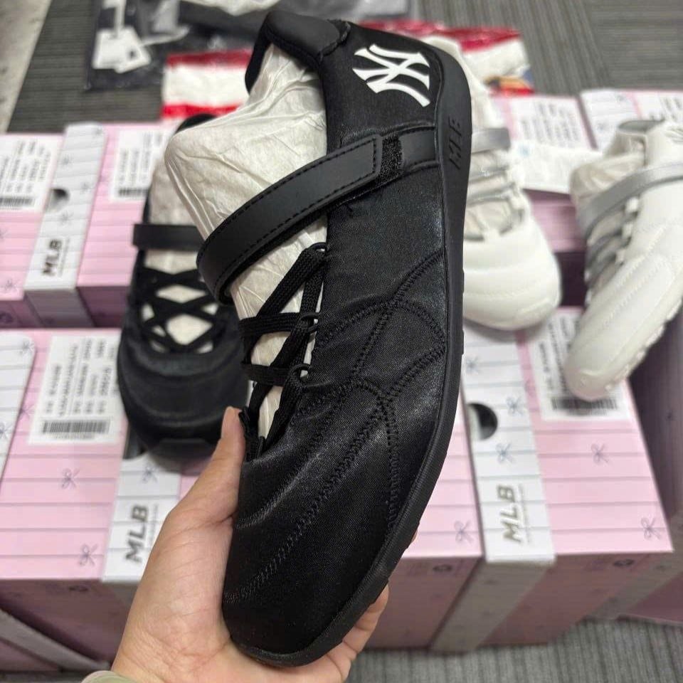 Giày MLB - Slick Mary Jane Satin New York Yankees - 3ASXMJS6N-50BKS 