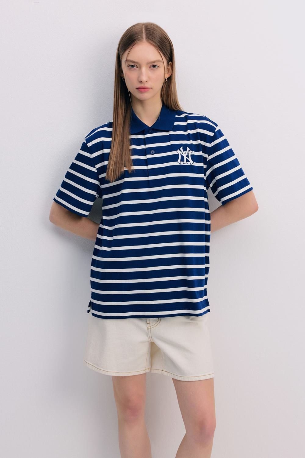  Áo Polo MLB - Varsity Stripe Oversized Collared T-shirt NY - 3APQV0343 