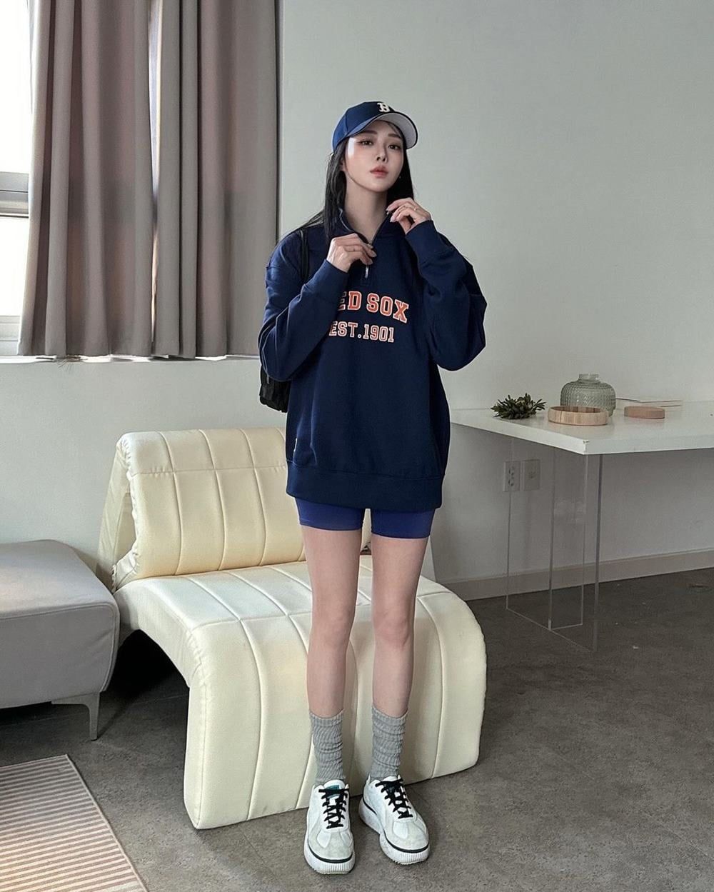  Áo Sweater MLB Korea - Varsity Overfit Half-Zip Boston Navy - 3AMTV0341-43NYS 