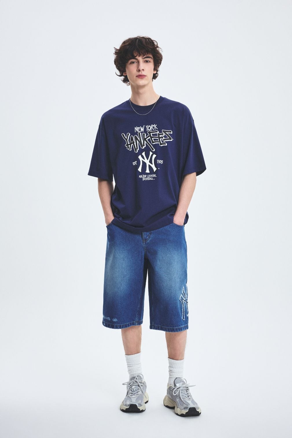  Áo thun [Unisex] MLB - Basic Big Logo Mega Overfit Functional Short Sleeve T-Shirt NY Yankees Navy - 3ATSB0553-50NYS 