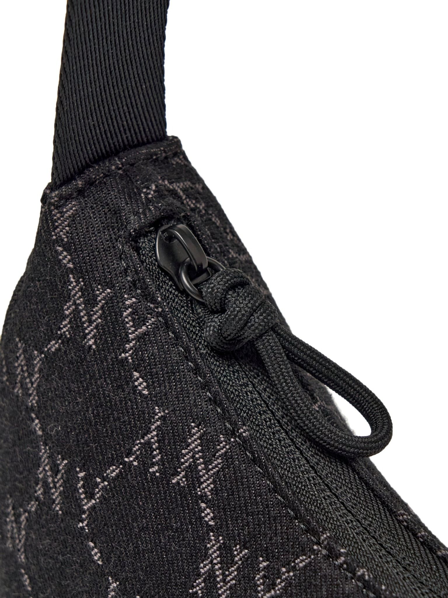  Túi Xách MLB Diamond Monogram Denim JQD Hobo Bag NY Yankees - 3ABQMV45N-50BKS 