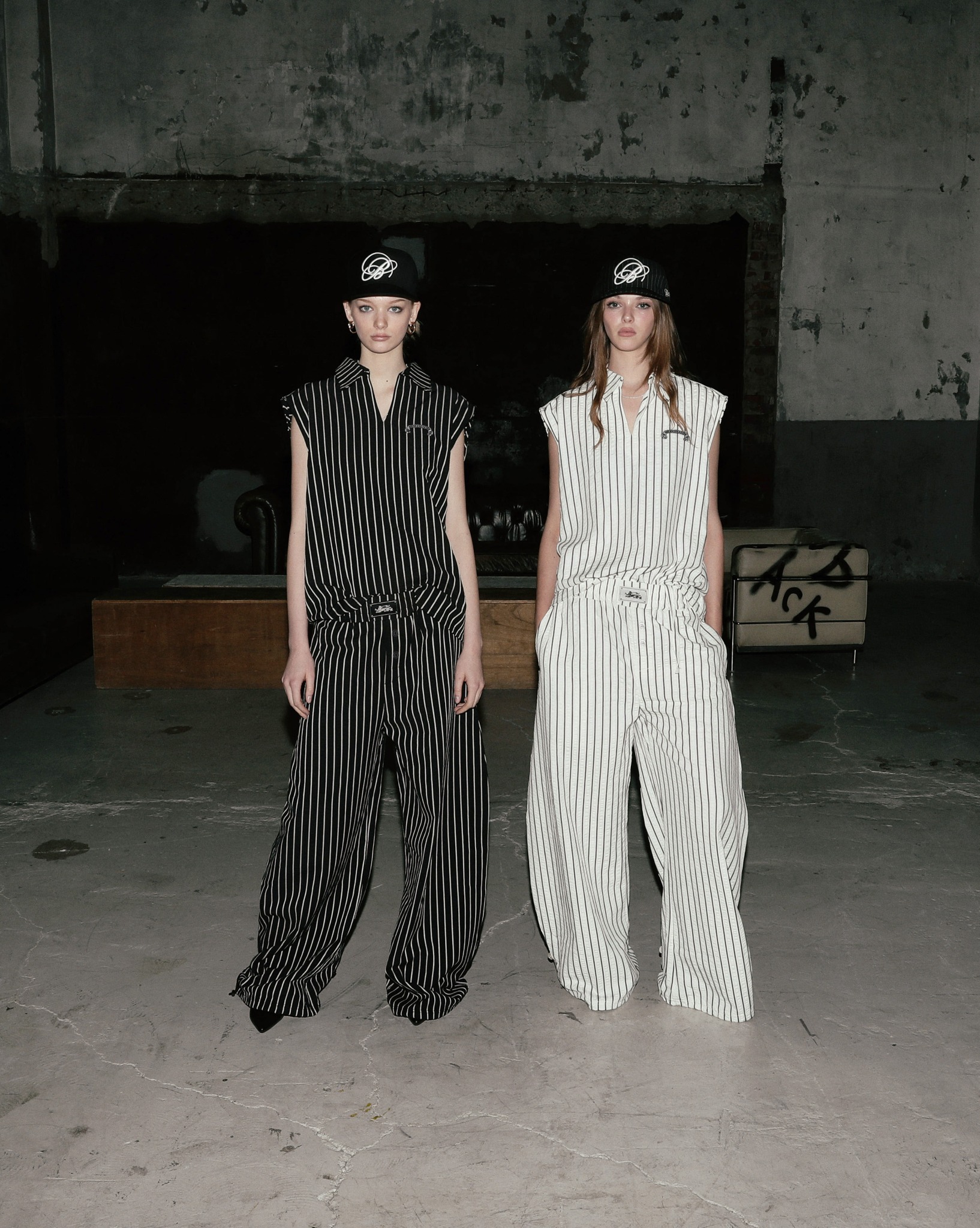 ◆24SS BADBLOOD AJ Easy Pants/2色◆ MUSINSA | BADBLOOD AJ Easy Pants - White/Stripe
