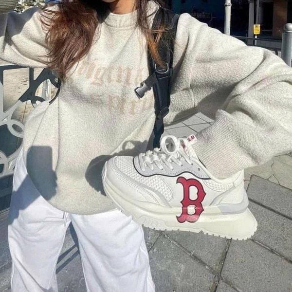  Giày MLB Chunky Runner Boston Red Sox Ivory - 3ASHRJ13N-43IVS 