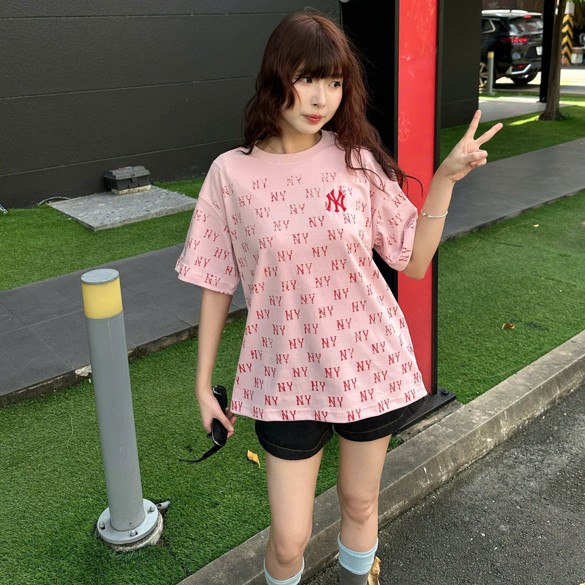  Áo Thun New Era - [Unisex] Monogram NY Yankees Pink 