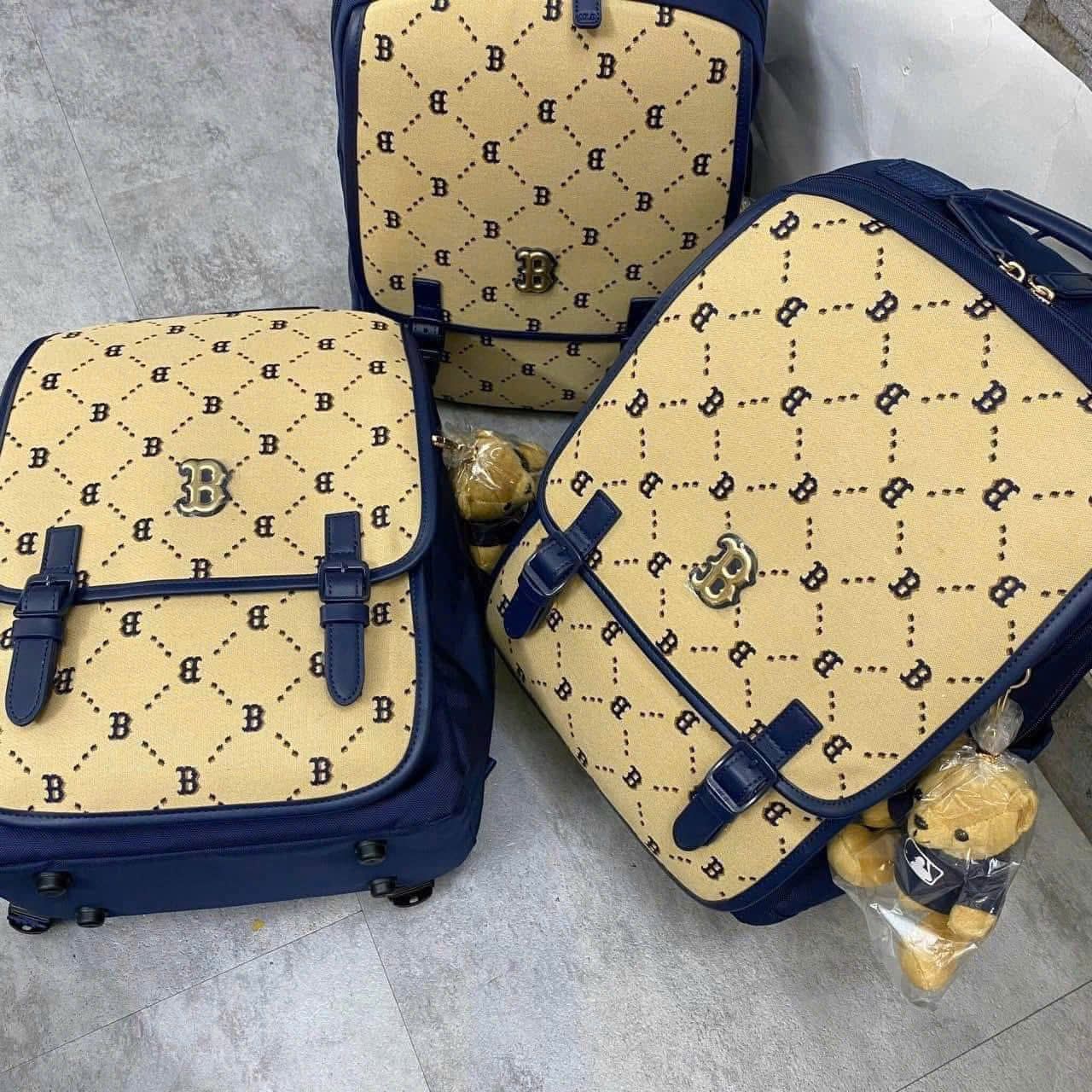  Balo MLB Korea - Diamond Monogram Jacquard Cute Bear Boston Beige - 7ABKMD24N-43BGS 