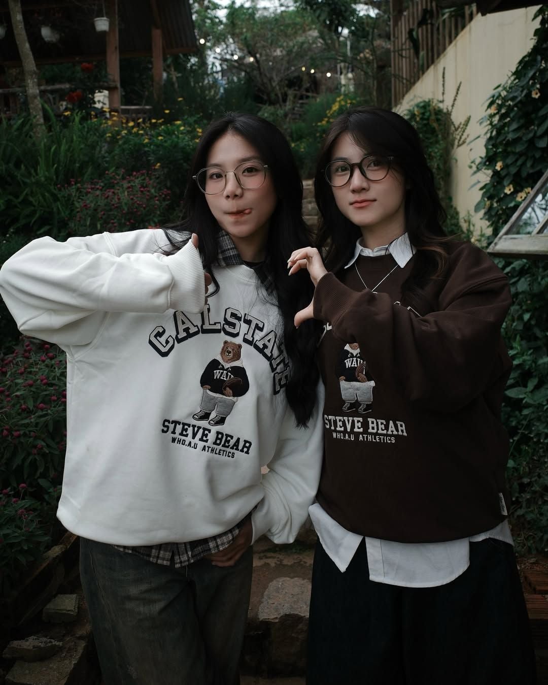  Áo Sweater WHOAU [Unisex] - Steve Patch Sweatshirt - WHMWE3923U 