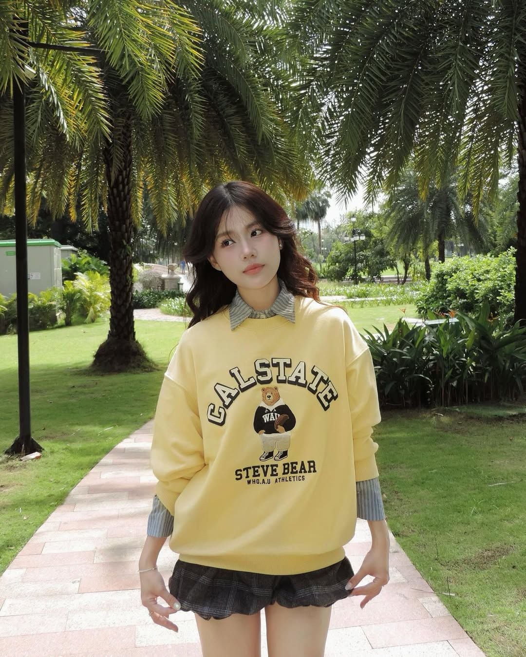  Áo Sweater WHOAU [Unisex] - Steve Patch Sweatshirt - WHMWE3923U 