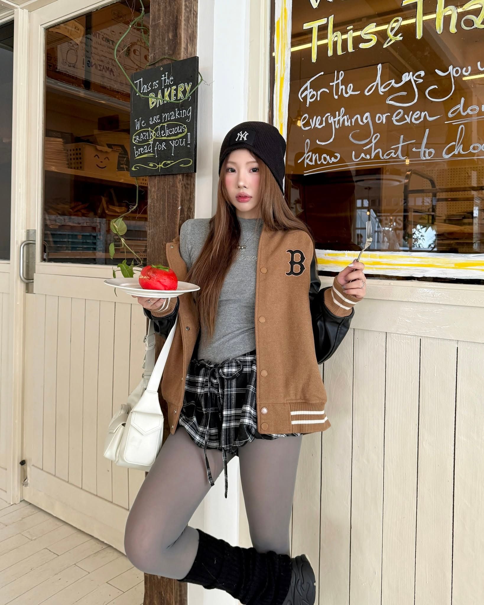  Áo Bomber MLB [Unisex] - Wool Biglux Varsity Jacket Boston - 3AJPM1146-43CAD 